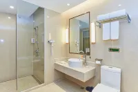 Vienna International Hotel - 4-Star