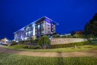 Novotel Darwin Airport Hotels in 