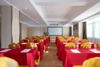 Vienna Hotel (Shou County Jingrun Central City) Hotels in Shou County