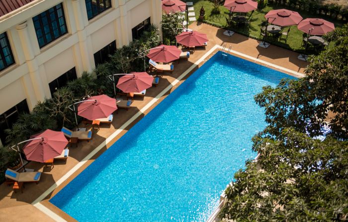 Rose Garden Hotel