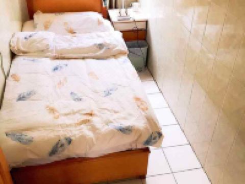 青岛香江月旅馆 - 单人普通间(公共卫浴)