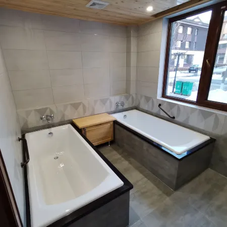Yitang Yizhai Hot Spring Hotel