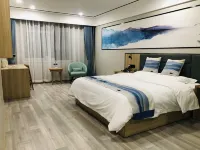 GreenTree Inn (Xinghua Yingwu South Road RT-Mart)
