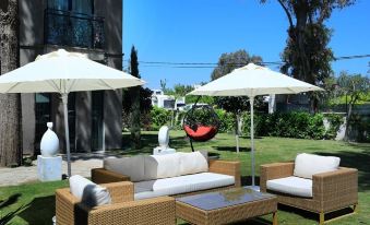 Sandora Boutique Hotel