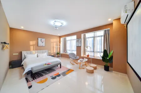 Meet Hotel