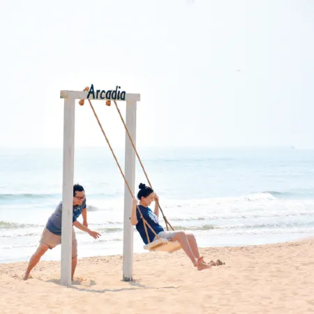 Qinhuangdao Arcadia Seaside Holiday Hotel