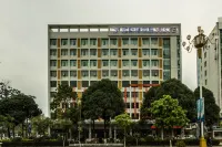 Yeste Hotel (Chongzuo Youyi Avenue) Отели рядом с достопримечательностью «Ши Цзиньлинь Пейзаж»