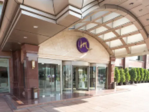 Grand Mercure Urumqi Hualing Accor (CCMALL Times Square in Hongshan Park) Hotels in Urumqi