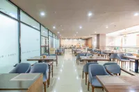James Joyce Coffetel (Changchun Railway Station) - breakfast