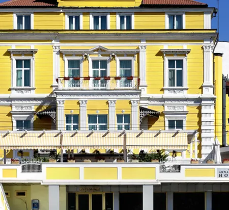 Hotel Anna Palace