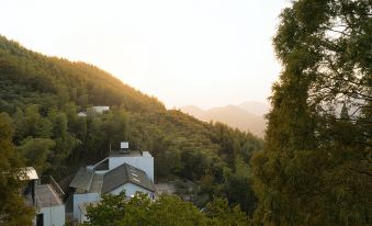 Boutique House (Hangzhou Dalu Temple Store)