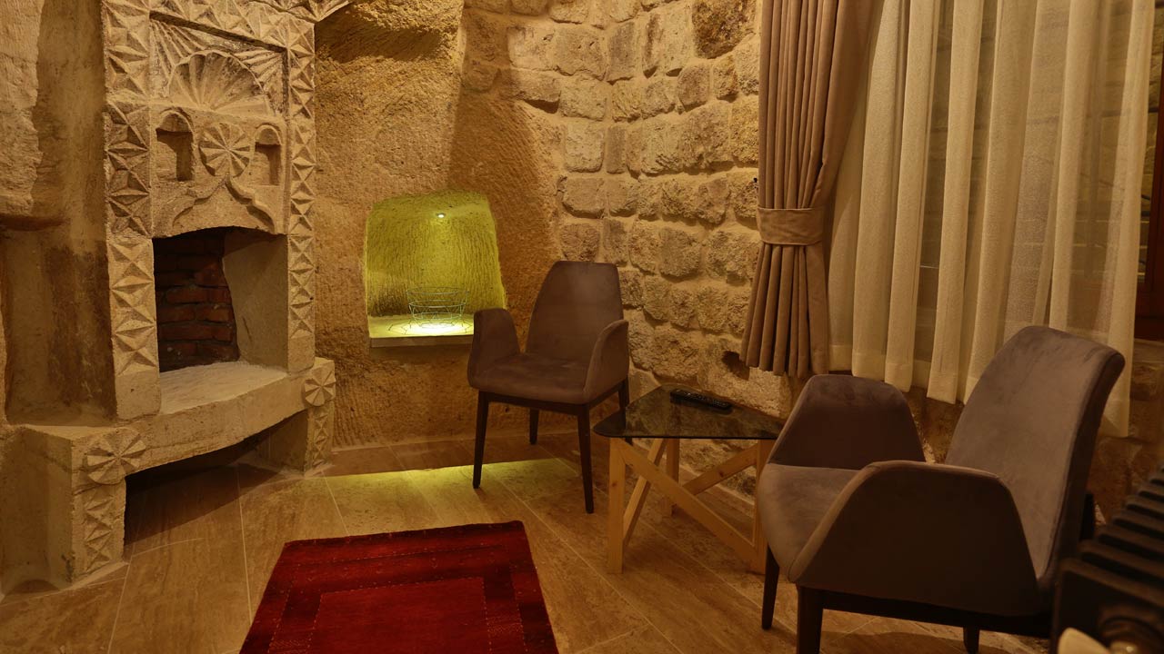 Acropolis Cave Suites