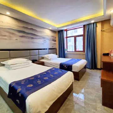 CLOUD TIME HOTEL Отели рядом с достопримечательностью «Jintaizu Mausoleum»