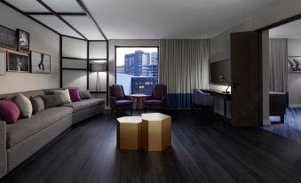 Doubletree by Hilton Montreal