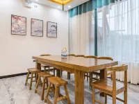 Floral Hotel · Yuntai mountain Yilan Xiaozhu hotel (scenic spot store) Hotels in Xiuwu