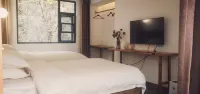 Luanchuan Ersanli Slow Life Homestay