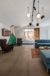 Hotel Demut - New