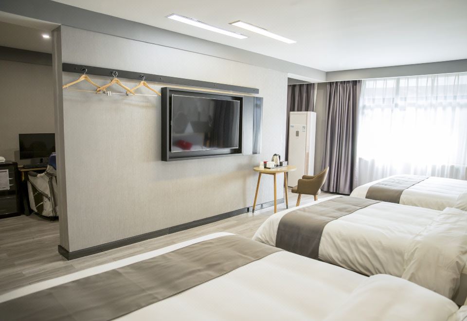 Thank U Hotel(Yugan bus terminal)