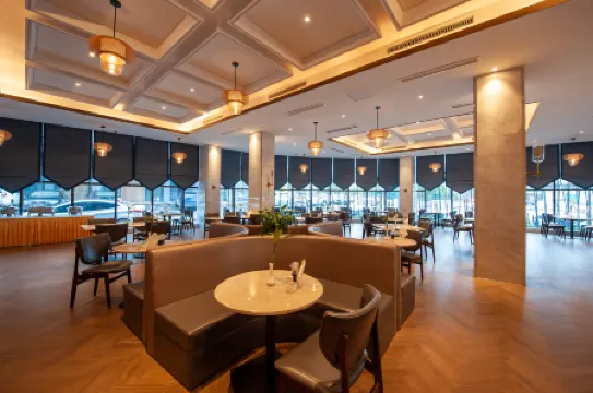 Wannian Yuehu International Hotel