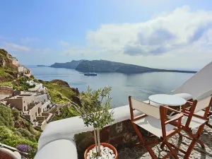Oia Mare Villas