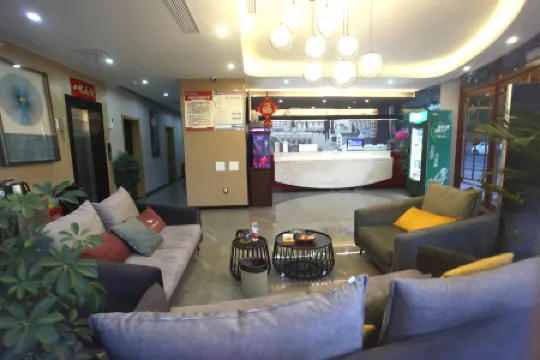 Shangkeyou Hotel Chain Store, Xixian Industrial Park, Xinyang, Henan