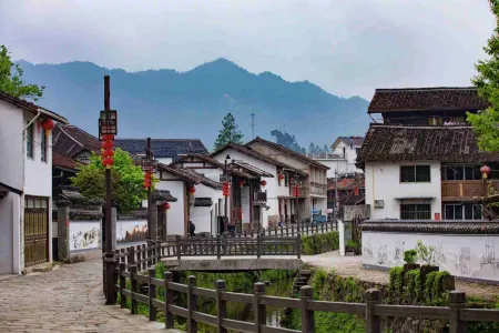 Jiao Tan Ying Yue Folk Hostel Отели рядом с достопримечательностью «Yunzhongdaji»