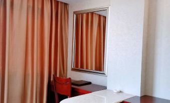 Hua Nan Business Hotel