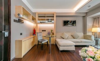 Binhe Yunju Boutique Apartment (Shenzhen Jingji Binhe Shidai)