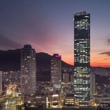 Avani Central Busan Отели рядом с достопримечательностью «Станция метро Seomyeon»