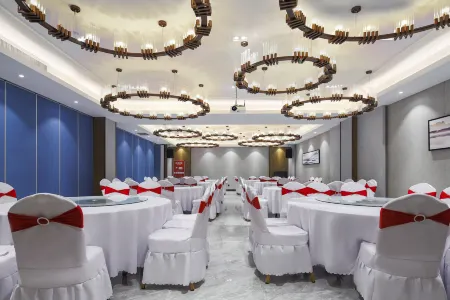 Mehood Theator Hotel Отели рядом с достопримечательностью «Anhui Technical College of Mechanical and Electrical Engineering»