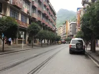 鹽津聚泉樓商務飯店 - 2 星級