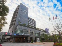S-aura Hotel Các khách sạn ở Vòng đu quay Miramar