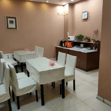 Jiatai Chain Hot Spring Hotel (Anshan Railway Station Branch)