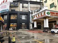 维也纳酒店(广州白云国际机场人和地铁站店) - 酒店附近