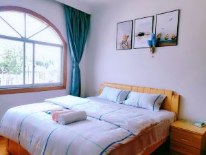 Vermilion Ancient Town Jian Yue cottage b&B