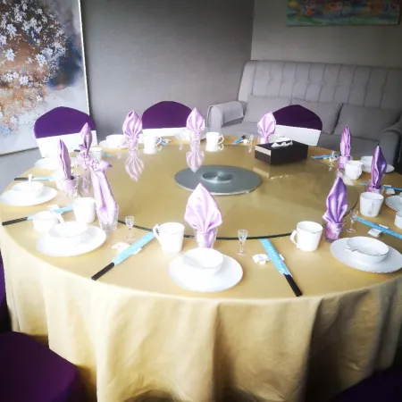 Huazhong Hotel