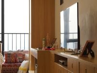 东莞小花inn公寓(丽峰路分店) - 波西米亚一室大床房