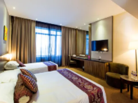 Hotel Royal Kuala Lumpur Hotels near Shinju Perals