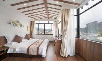 Yishan Suixi Mountain House
