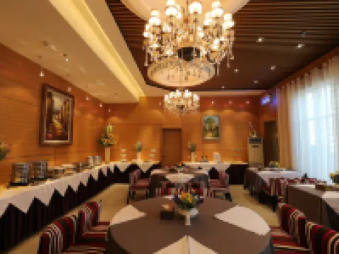 Mercure Hotel Feitian (Lanzhou Railway Station Subway Station) Hotels in Lanzhou