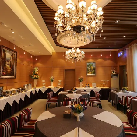 Mercure Hotel Feitian (Lanzhou Railway Station Subway Station)