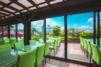 Sunny Hotel