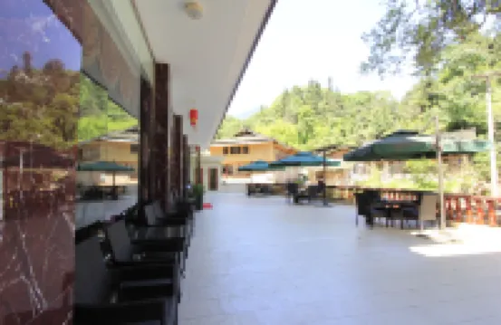 雅安君豪怡鑫ホテル（碧峯峽） 雅安のホテル