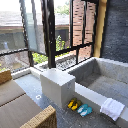 Jinfang Hot Spring Banshan Hotel
