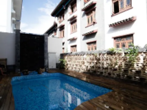 Floral Hotel·Huazhu Libo Ancient Town Mulanfang Hotel Hotels in Libo