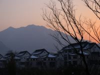 安吉大年初一有戏青年旅舍 - 酒店外部