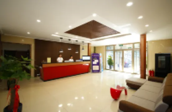 Tonglin Business Hotel