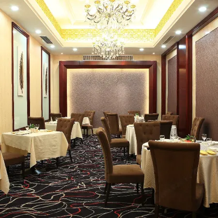 Yucheng Hotel