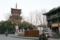 Hangzhou Baergan Chinese Inn (Hefangjie Drum Tower Branch) - Mountain view