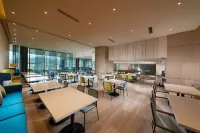 Center International Hotel - Desayuno